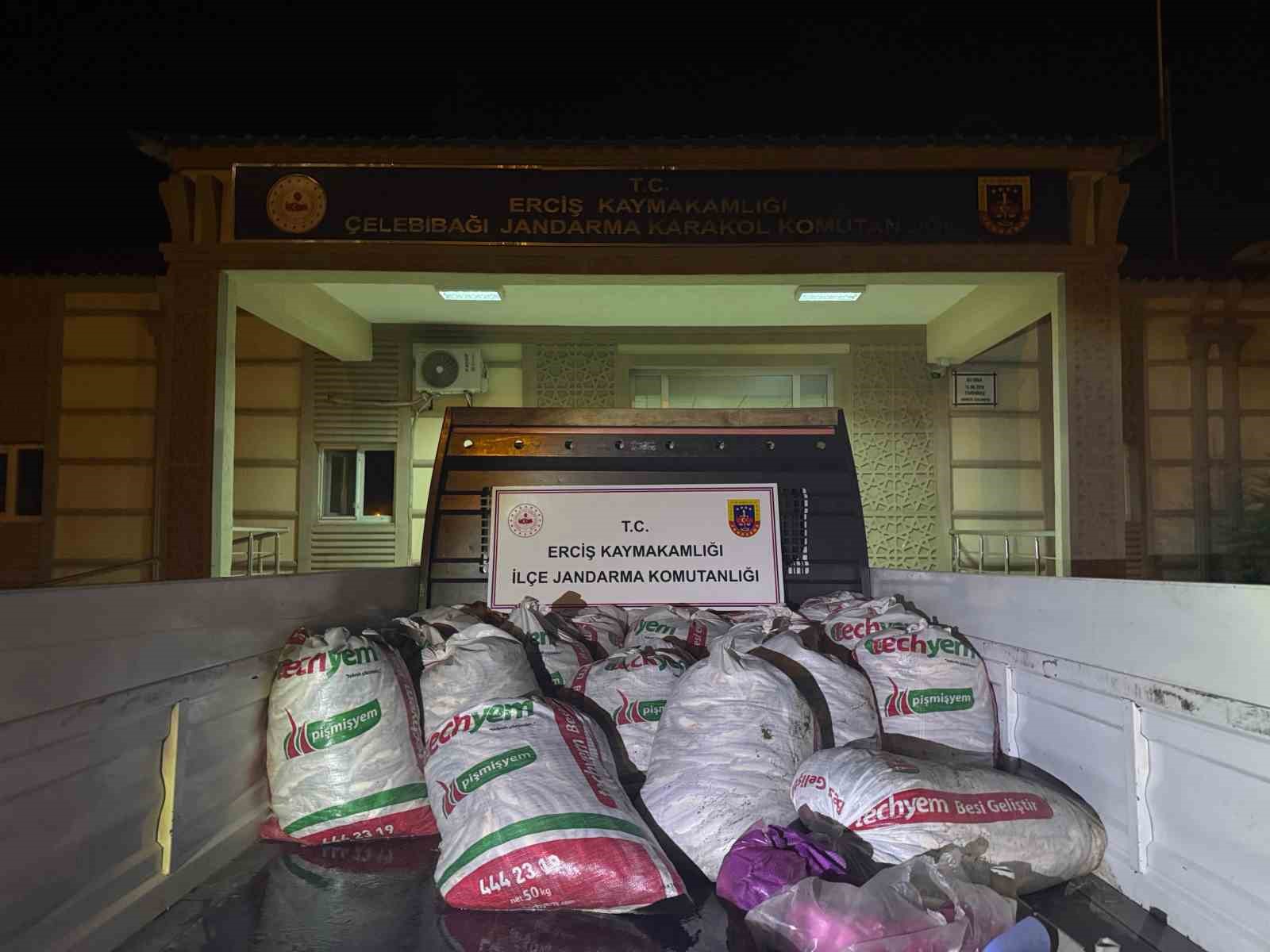 Van’da Kaçak Balık Avına Geçit Yok: 16 Kişiye 205 Bin TL Ceza