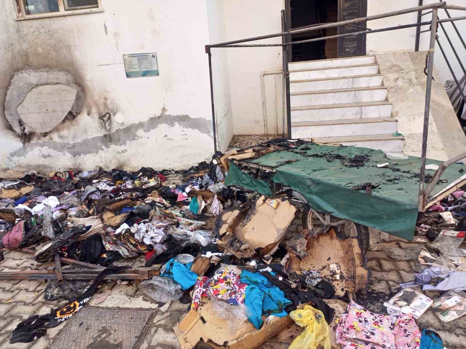 Bir Kıvılcım Her Şeyi Aldı Götürdü: Emek Tezgahı Kül Oldu