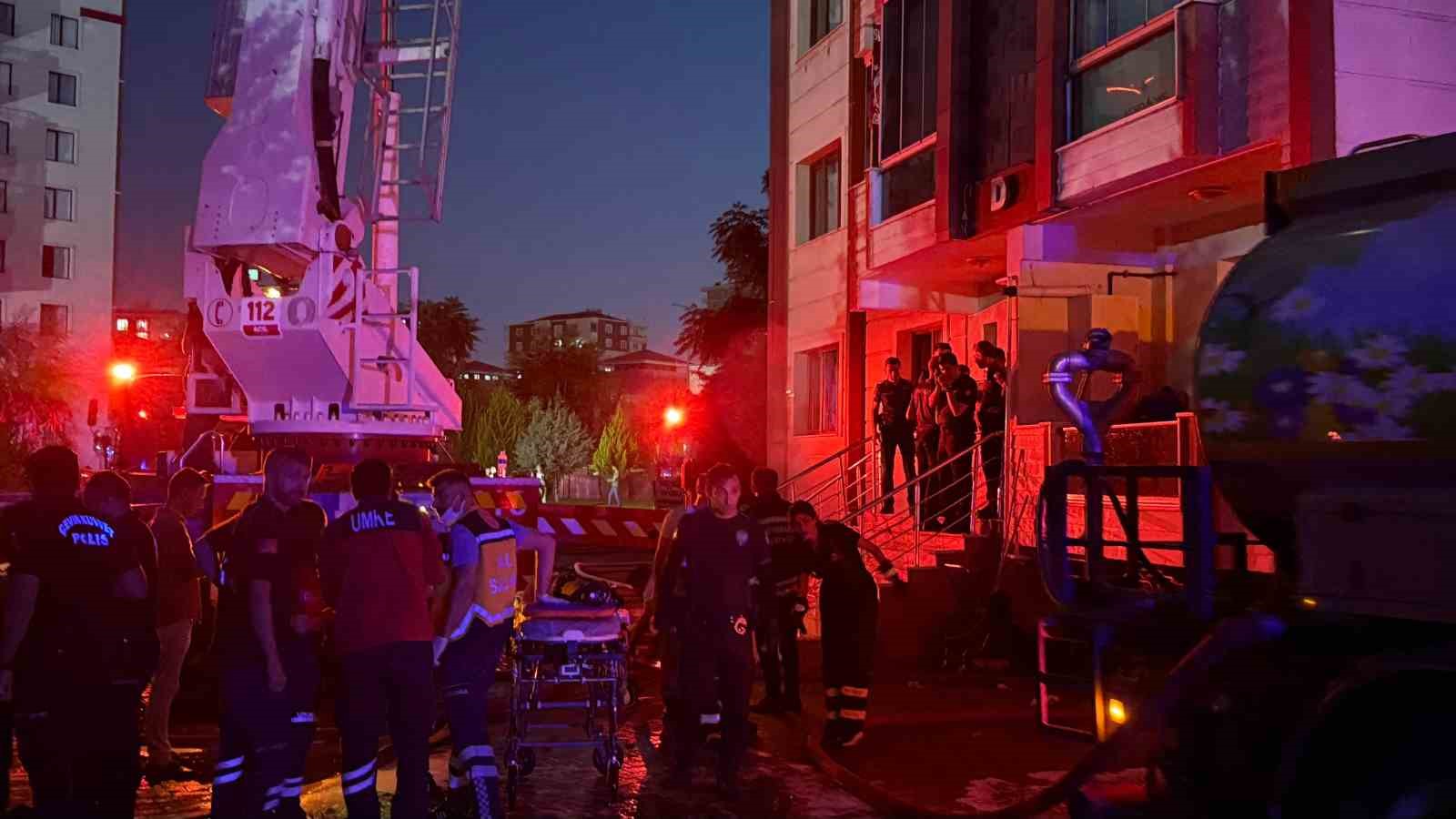 Diyarbakır’da Yangın Faciası: Mahsur Kalan Bebek Son Anda Kurtarıldı