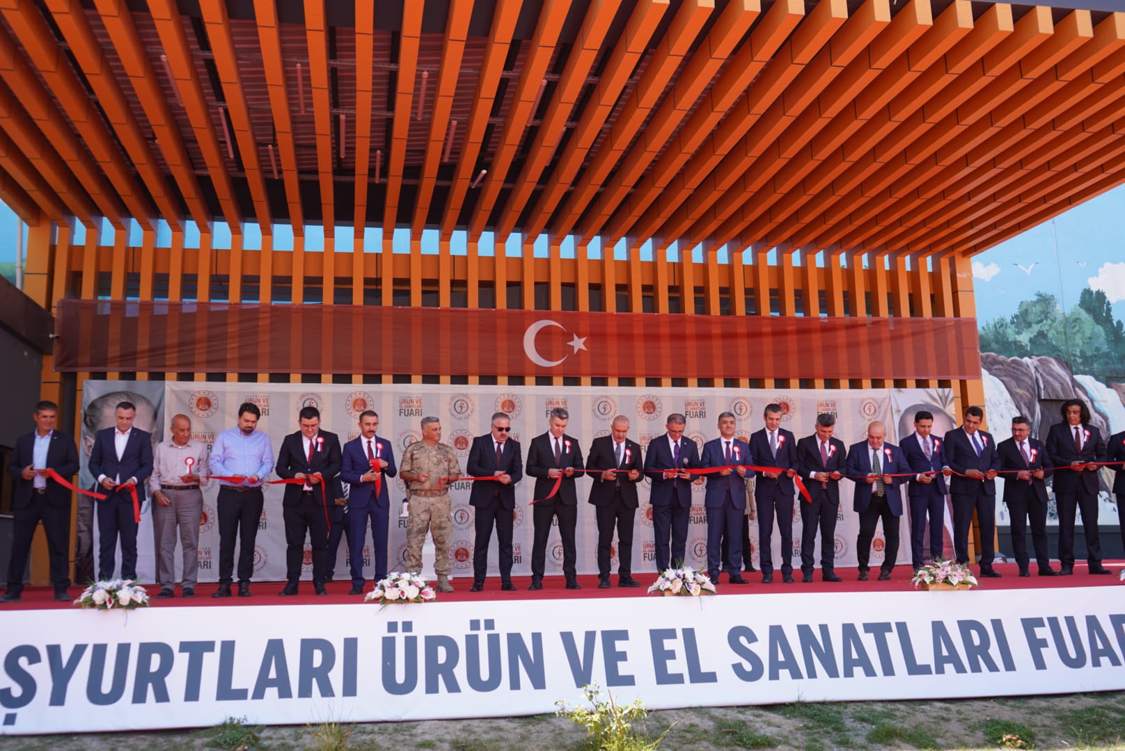 Van ve Doğu Anadolu’da Bir İlk: Hükümlülerin El Emeği Vatandaşla Buluştu