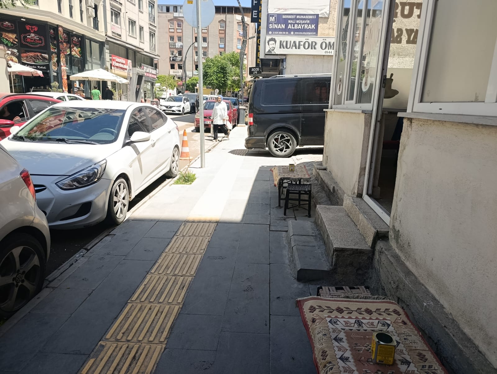 Vanlı Vatandaşlar Tepkili: “Bu Kargaşaya Kim Dur Diyecek?”