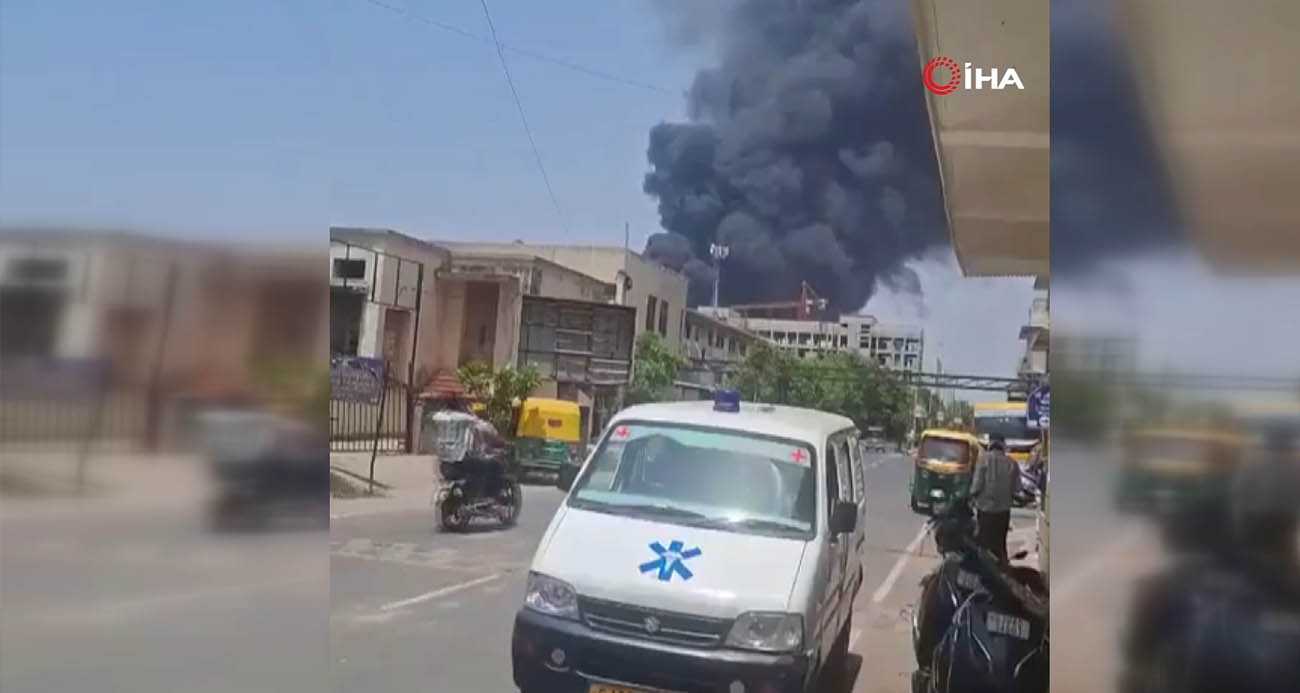 Hindistan’da 242 kişiyi taşıyan yolcu uçağı düştü