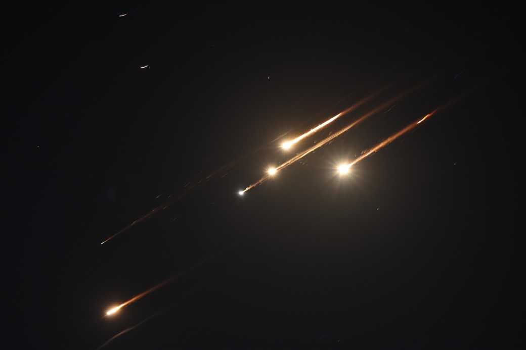 İran’dan İsrail’e füze ve İHA ile saldırı