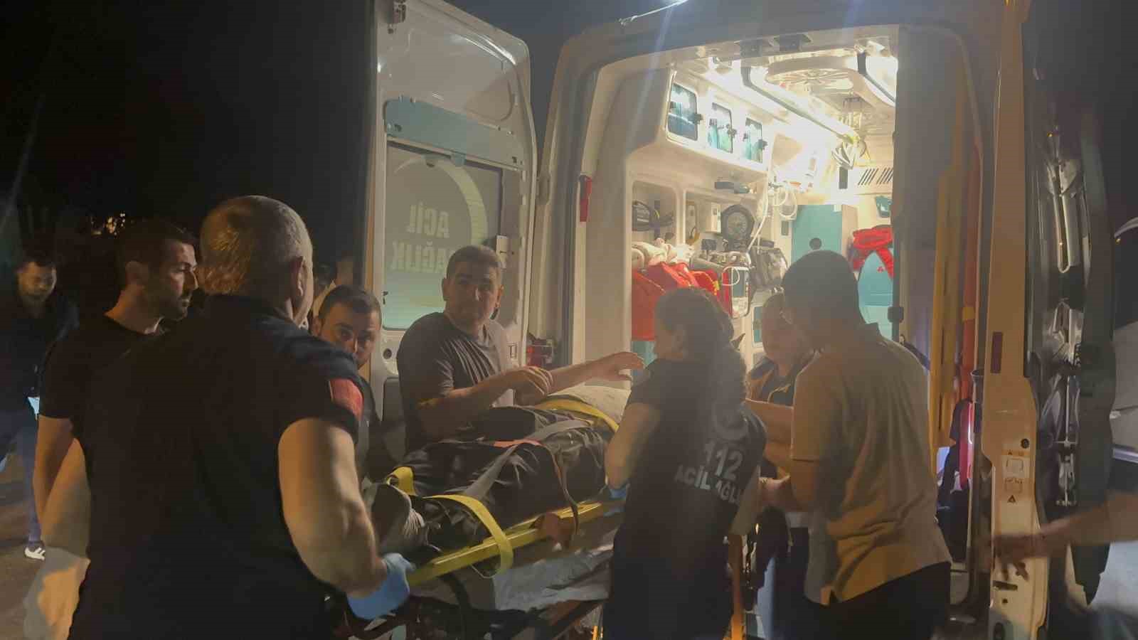 Kontrolden Çıkan Motosiklet Devrildi: Sürücü Ağır Yaralandı