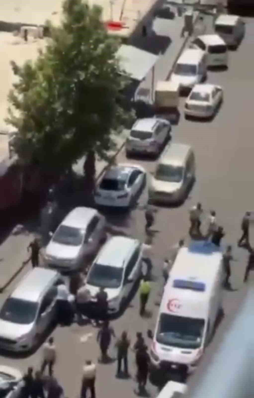 Siirt’te husumetli aileler kavga etti: 4 yaralı