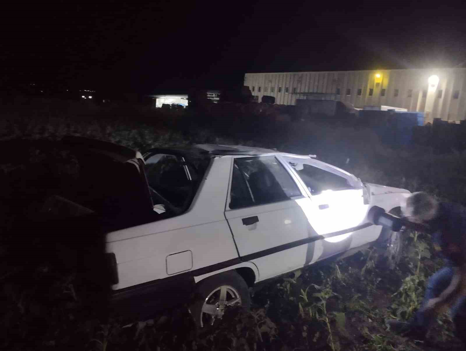 Tokat’ta palete çarpan otomobil tarlaya savruldu: 1 yaralı