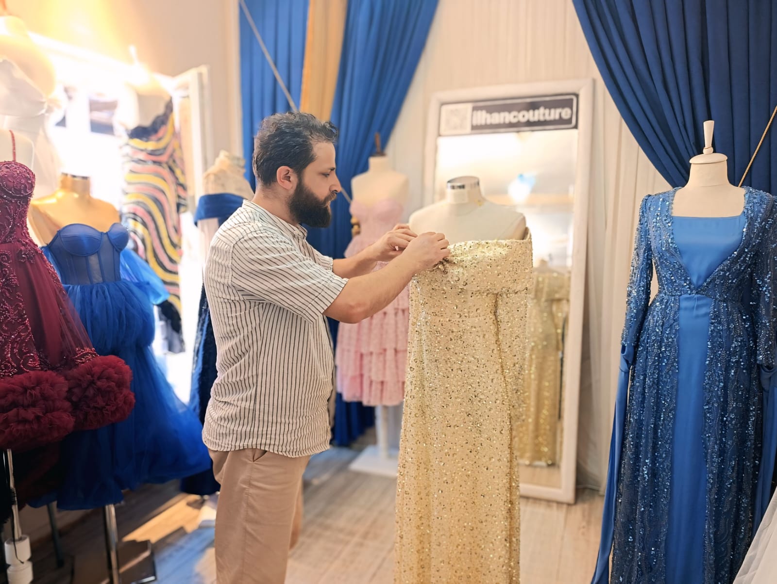 Ünlülerin Moda Tasarımcısı, Şimdi Vanlı Kadınlar İçin Dikiyor