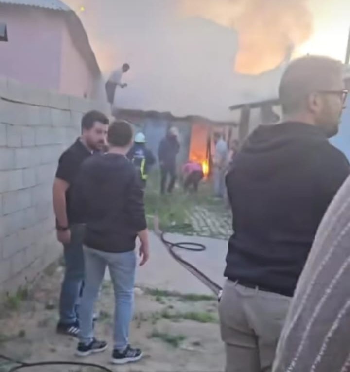 Van Muradiye’de Korkutan Odunluk Yangını!