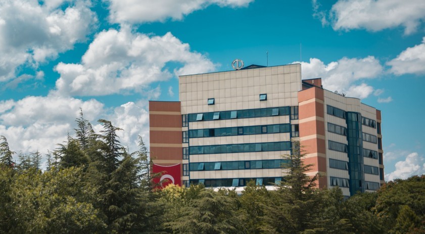 Açıköğretim’de Fakülteler Birleşti, Programlar Devam Ediyor