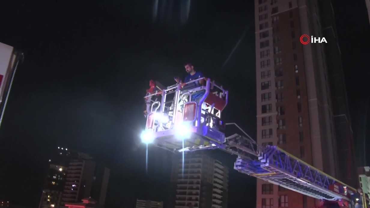 Ankara’da 26 katlı binada yangın: 3 ölü, 27 yaralı