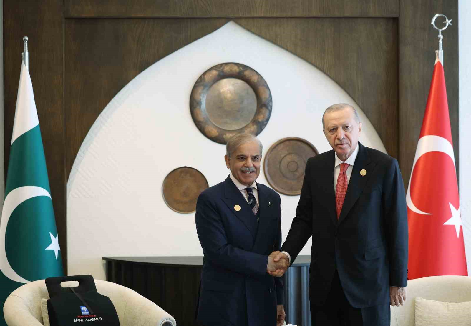 Cumhurbaşkanı Erdoğan, Pakistan Başbakanı Şerif ile görüştü