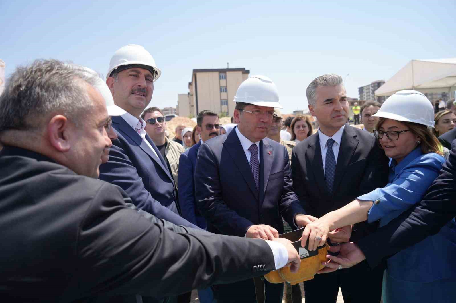 Adalet Bakanı Tunç: 
