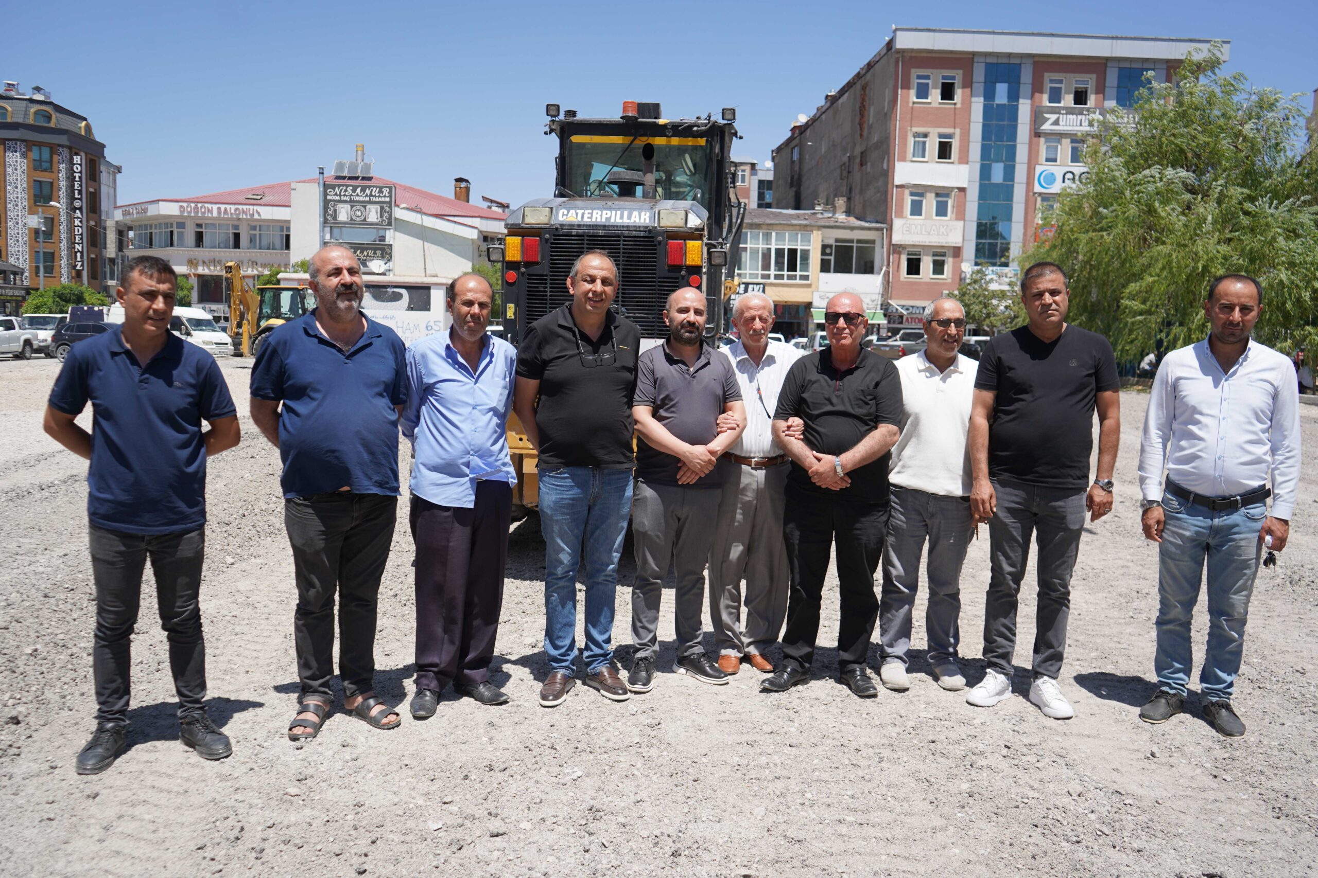 Van’da Vali Değişti, Proje Rötar Yaptı: “Ya Yapın, Ya da Biz Yapalım”