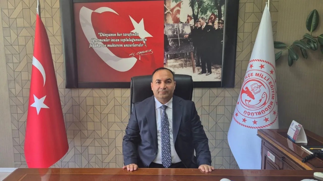 Van’ın O İlçesindeki Milli Eğitim Müdürü Değişti