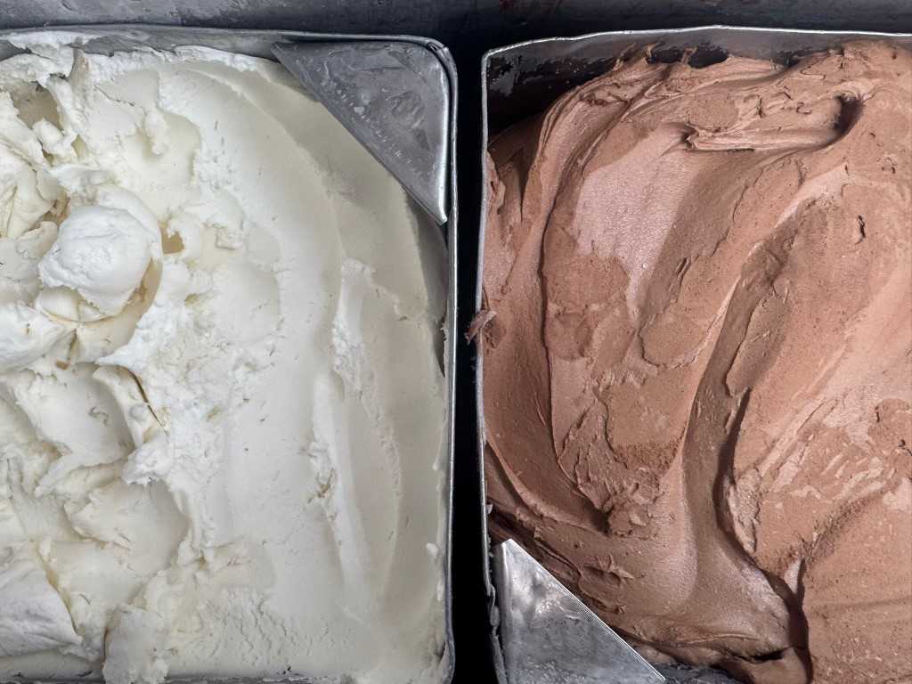 Dondurma alırken dikkat: Sentetik renklendiriciler sağlığa zarar verebiliyor