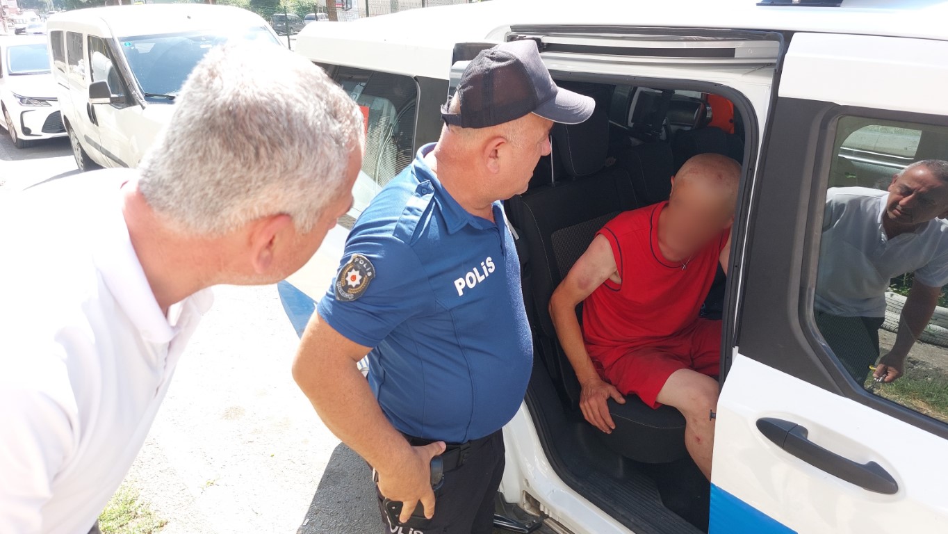 Traktör Hırsızı Gezinti Sırasında Yakalandı