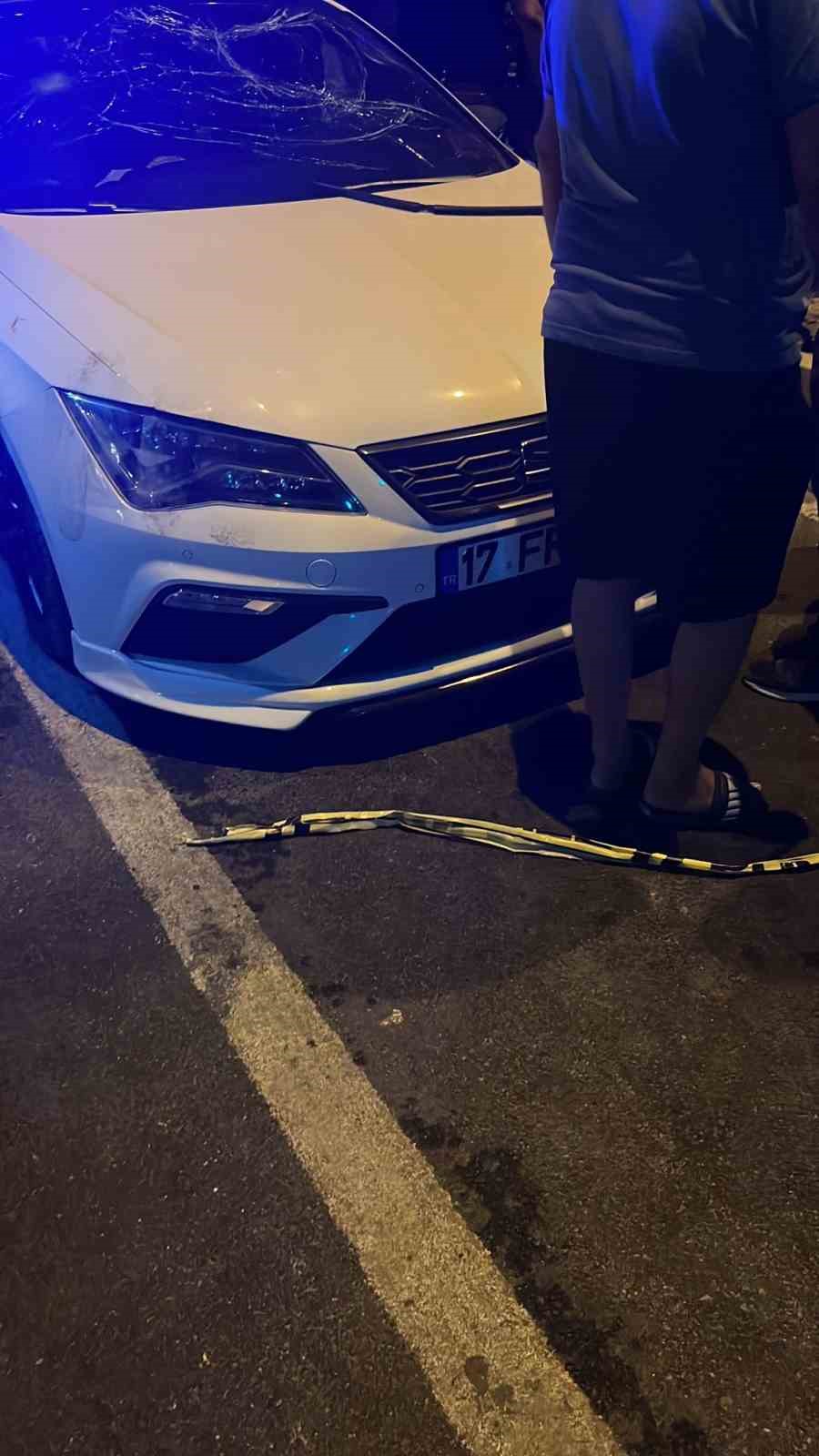 İzmir’de motosiklet ile otomobil çarpıştı: 1 ölü