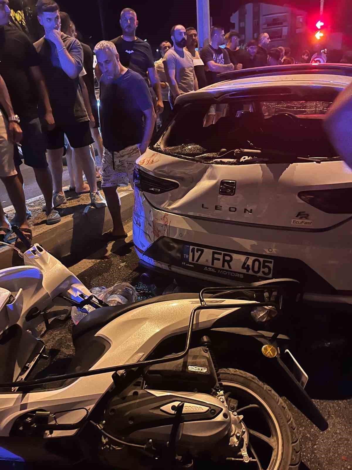 İzmir’de motosiklet ile otomobil çarpıştı: 1 ölü