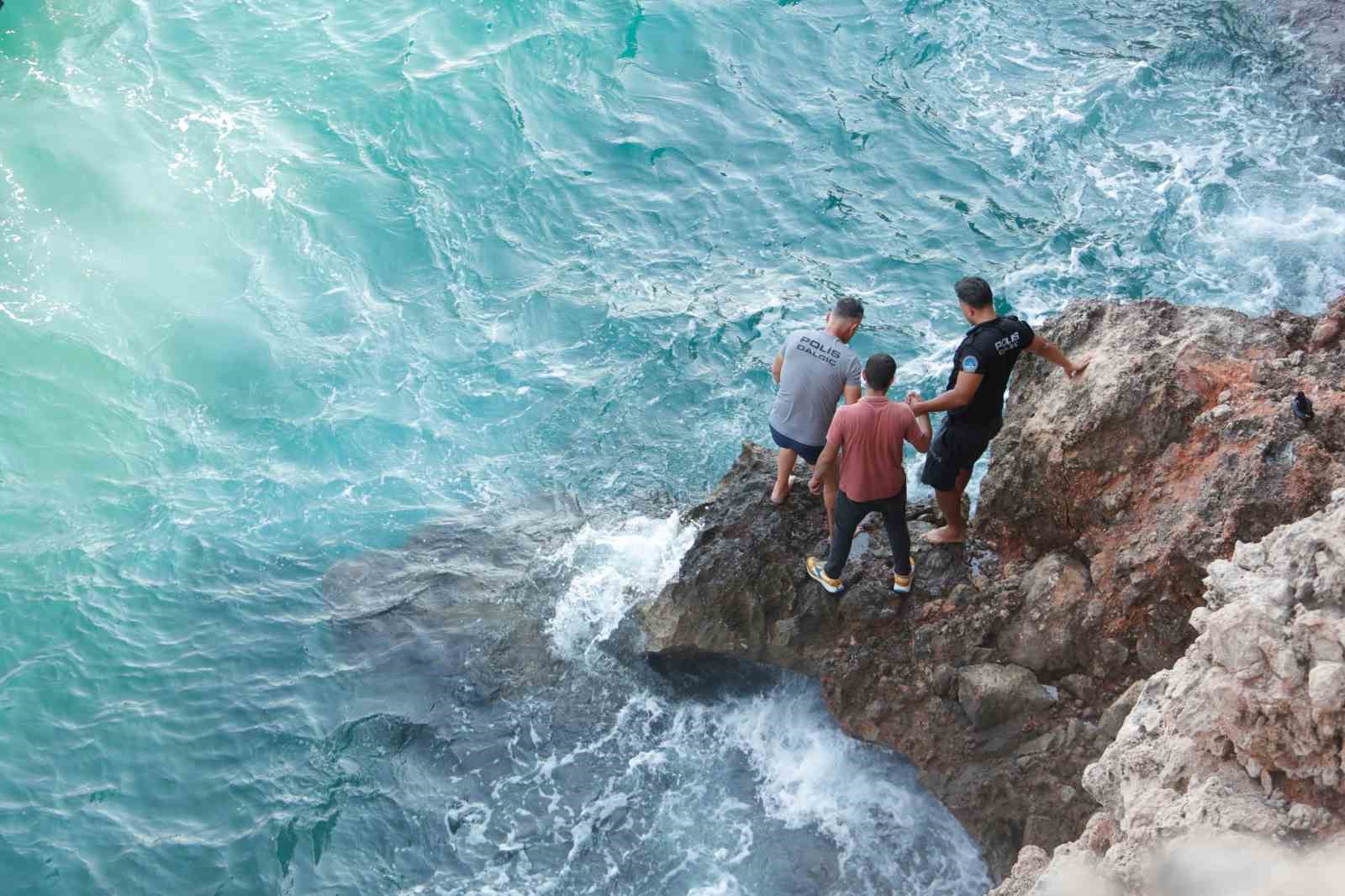 Eşiyle yaptığı görüntülü görüşme sayesinde hayatı kurtuldu