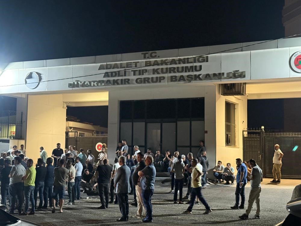 Husumetli aileler arasında kavga: 2 ölü