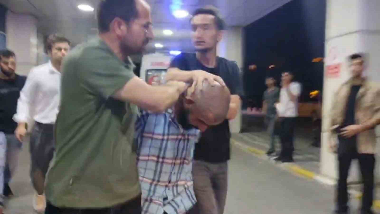 Kimlik soran bekçiye bıçaklı saldırı