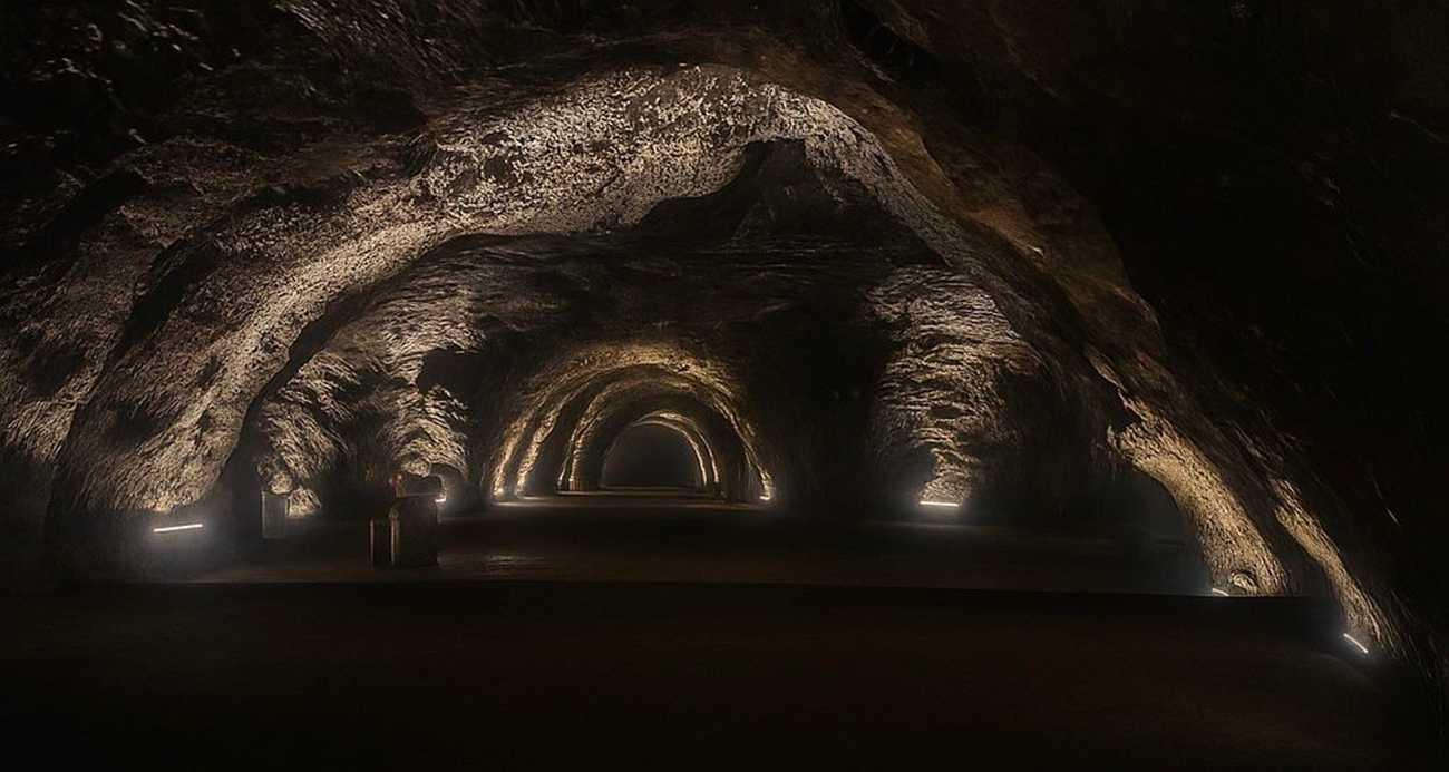 Serinlemek için yerin 150 metre altına iniyorlar
