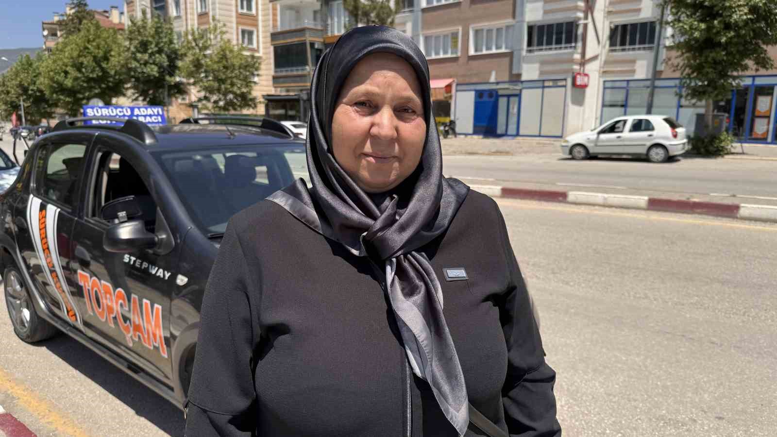 Pes etmedi,  12. sınavda ehliyet almaya hak kazandı