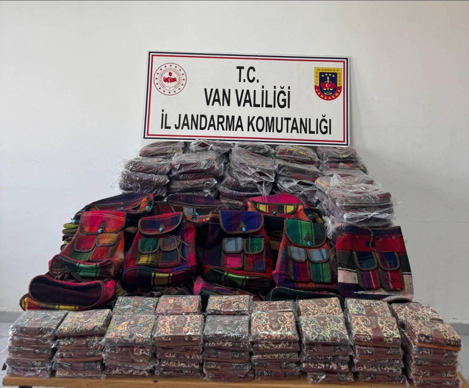 Van’da gümrük kaçakçılığına büyük operasyon