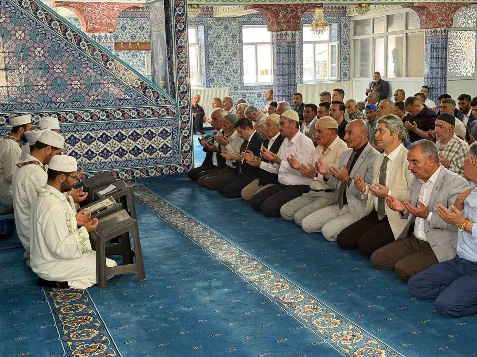 Van’ın Özalp ilçesinde 15 Temmuz Demokrasi ve Milli Birlik Günü etkinliği