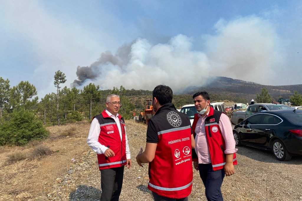 Yangınlardan etkilenen hanelere 10 milyon lira destek
