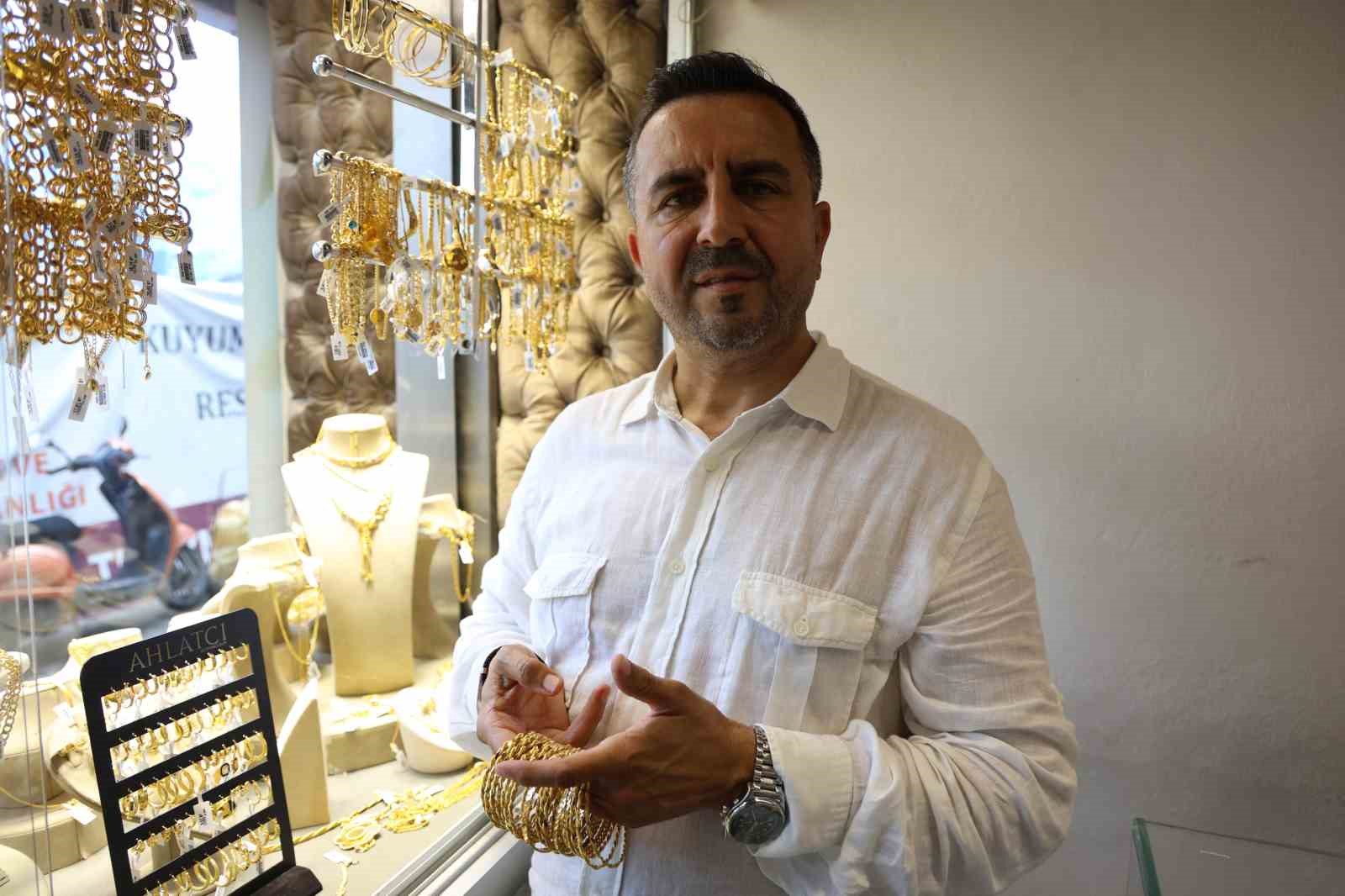 Yılların sarrafından yeni evlenecek çiftlere tavsiye