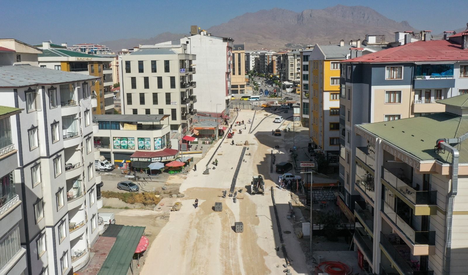Van’ın Terzioğlu Caddesi’nde çalışmalar sona yaklaştı