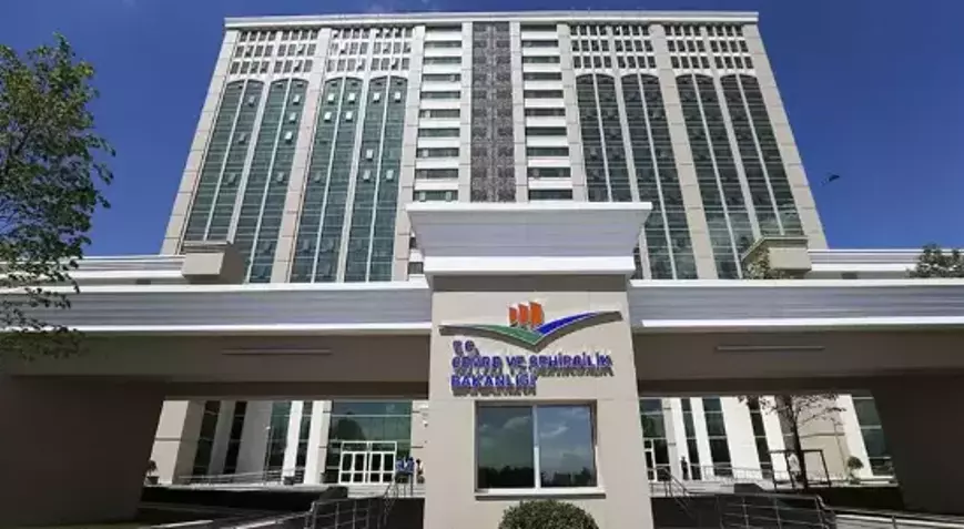 Çevre ve Şehircilik Bakanlığı, Riskli Binada Denetim Yaptı