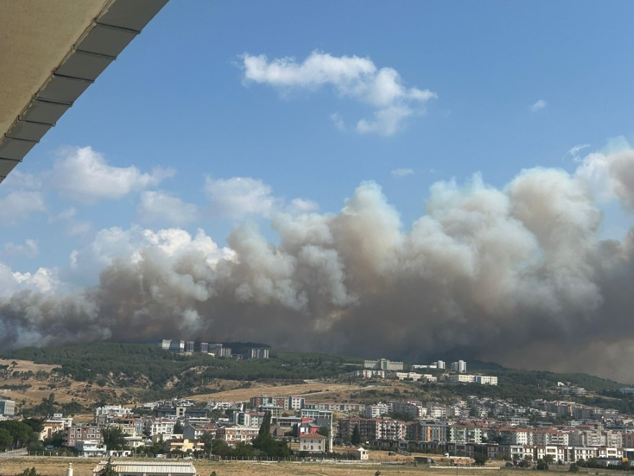 Çanakkale şehir merkezi dumanlara teslim oldu