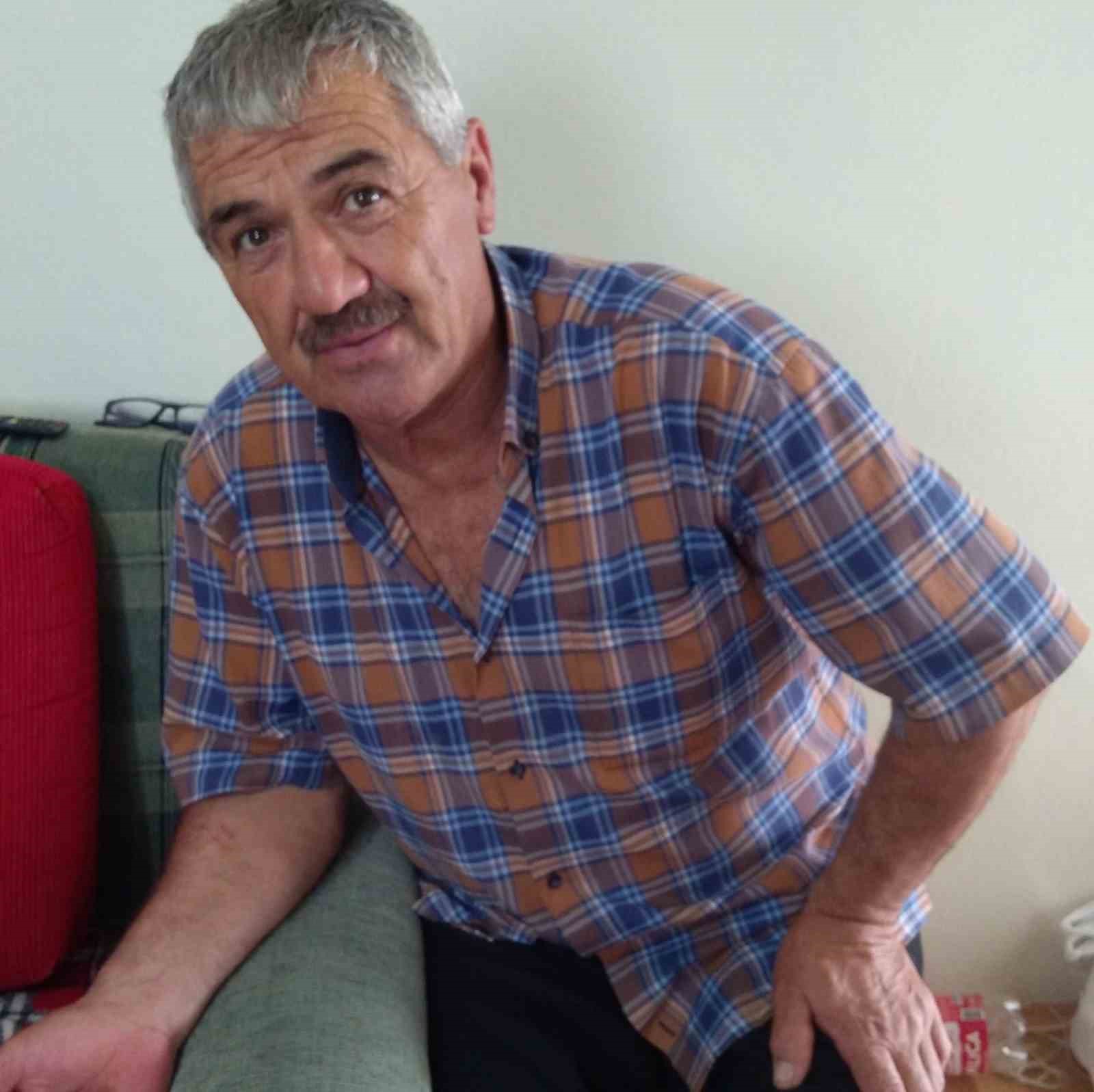 Çıktığı erik ağacı ölümüne neden oldu