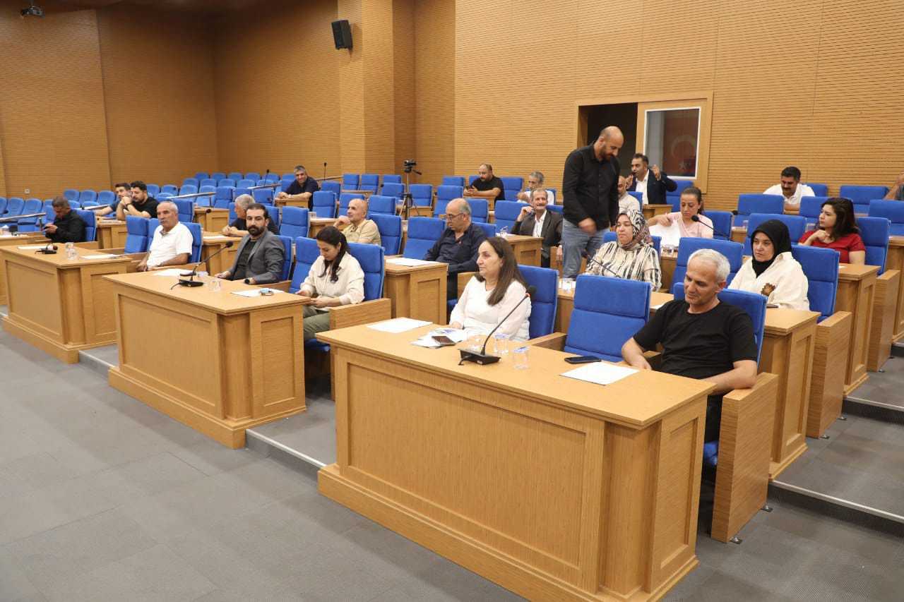 VASKİ ve 223 İşçi Tuşba Meclisinin Gündeminde