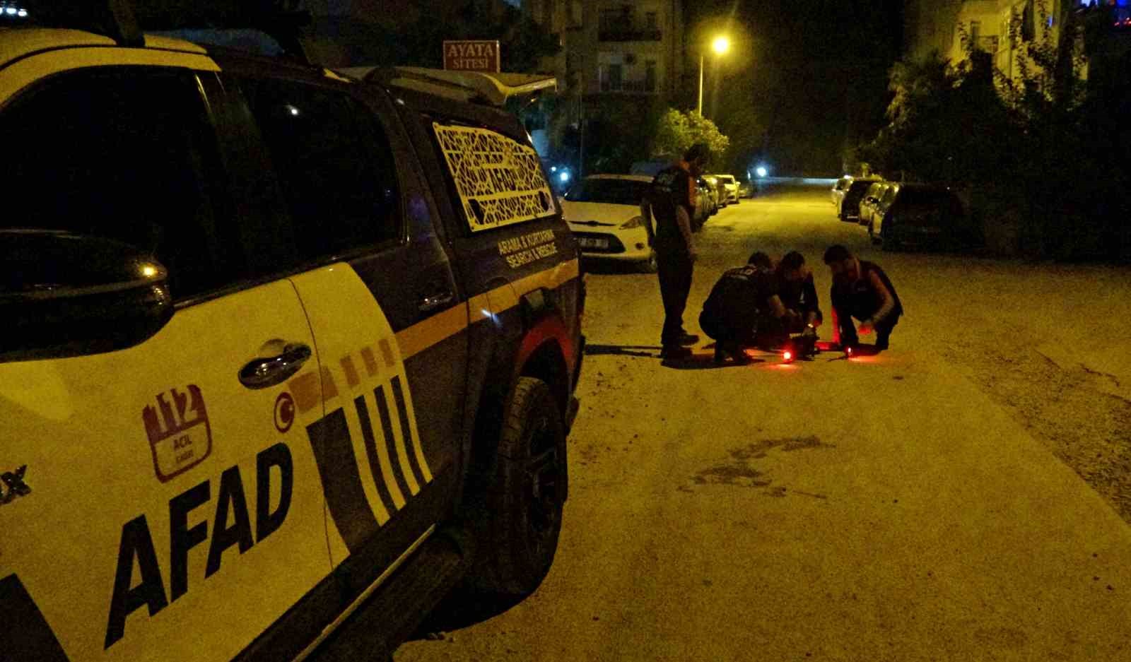 Dağdan atılan işaret fişeği ekipleri alarma geçirdi