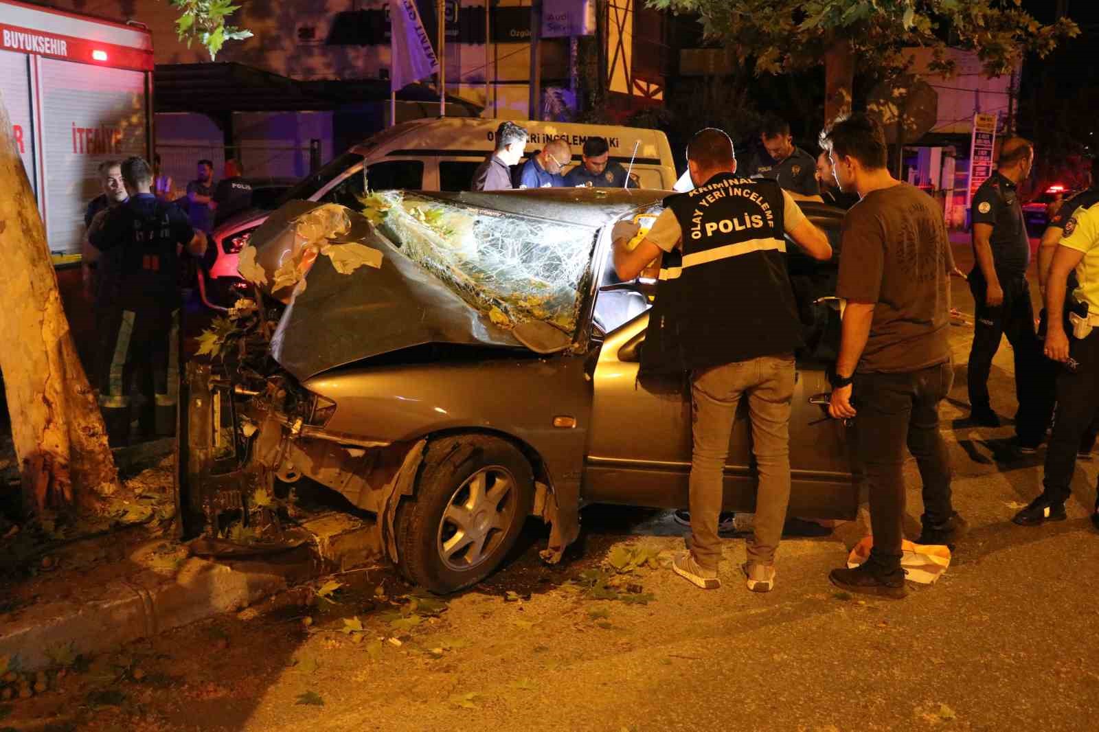 Denizli’de Feci Kazada 2 Genç Hayatını Kaybetti