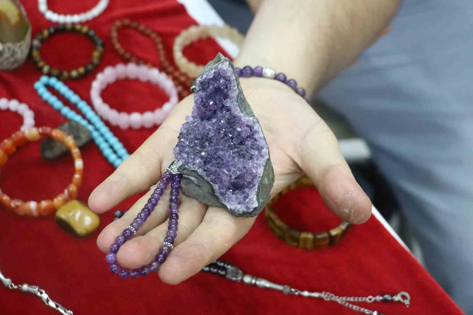 Doğal Taşlara Olan İlgi Artıyor