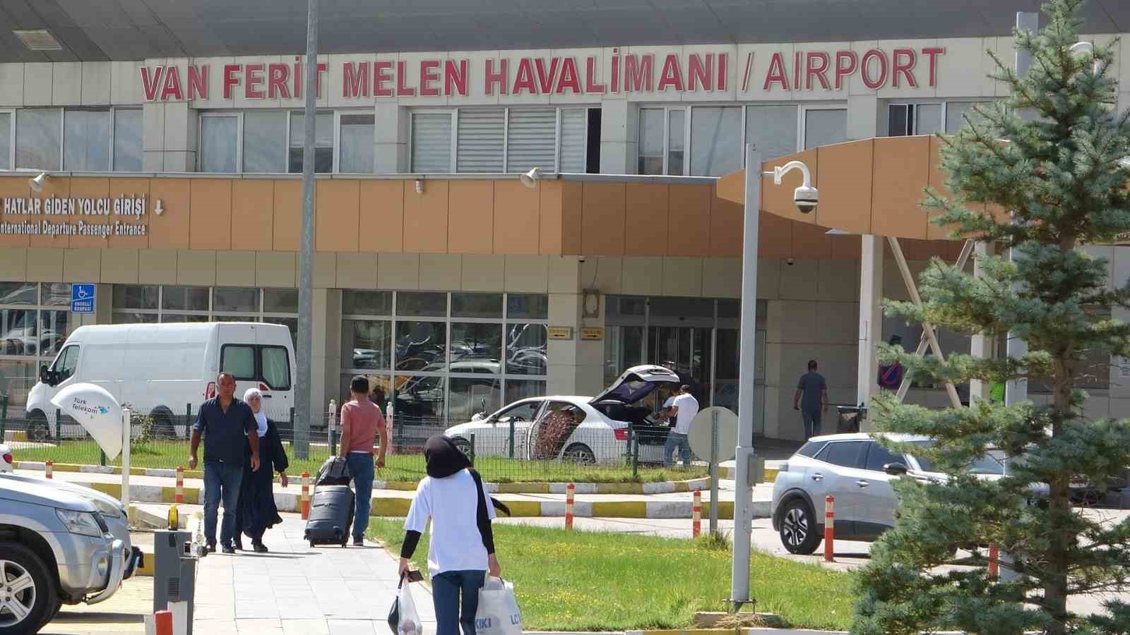 Van Ferit Melen Havalimanı Kapanıyor: Turizmciler Endişeli