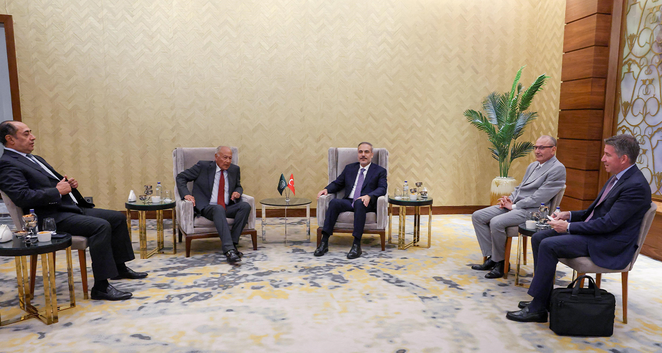 Bakan Fidan, Mısır’da Arap Birliği Genel Sekreteri Ahmed Ebu Gayt ile görüştü