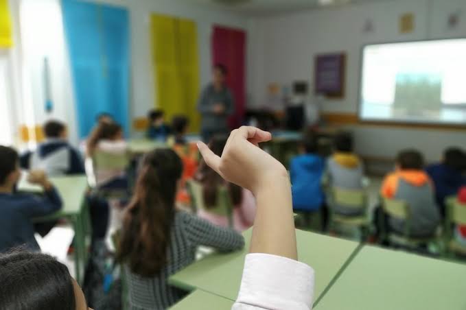 MEB duyurdu: 21 özel okulun ruhsatı iptal edildi