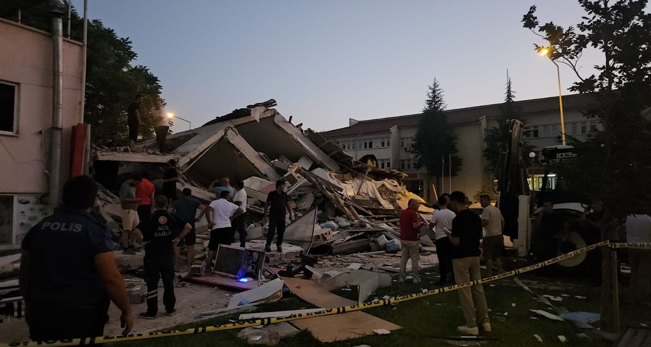 Balıkesir Sındırgı’da 6.1 Büyüklüğünde Deprem: Son Durum ve Gelişmeler…