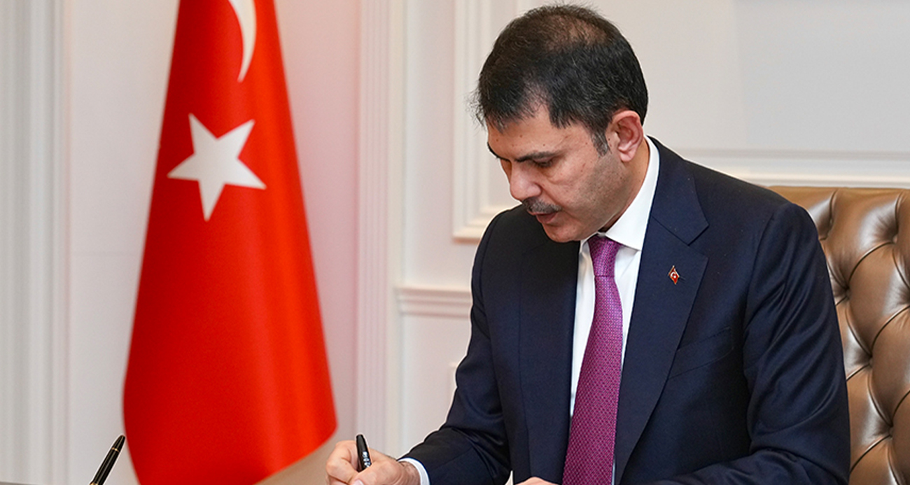 Bakan Kurum’dan hasarlı binalara girilmemesi uyarısı!