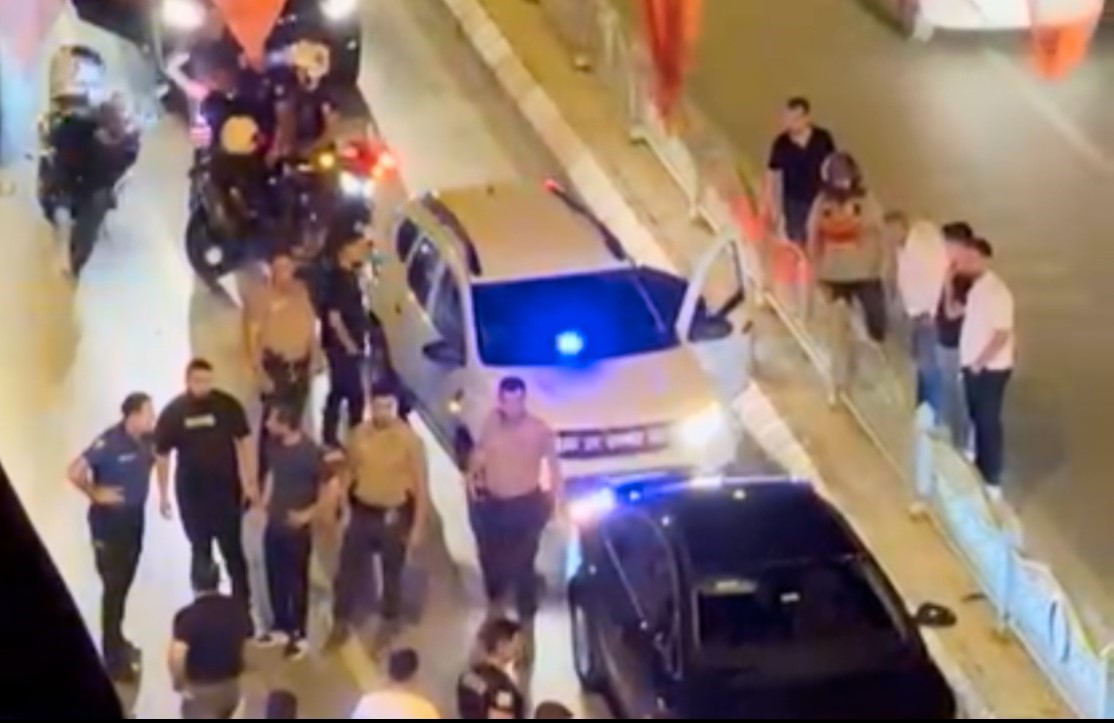 Polisin ‘dur’ ihtarına uymayan araçta 6 düzensiz göçmen yakalandı