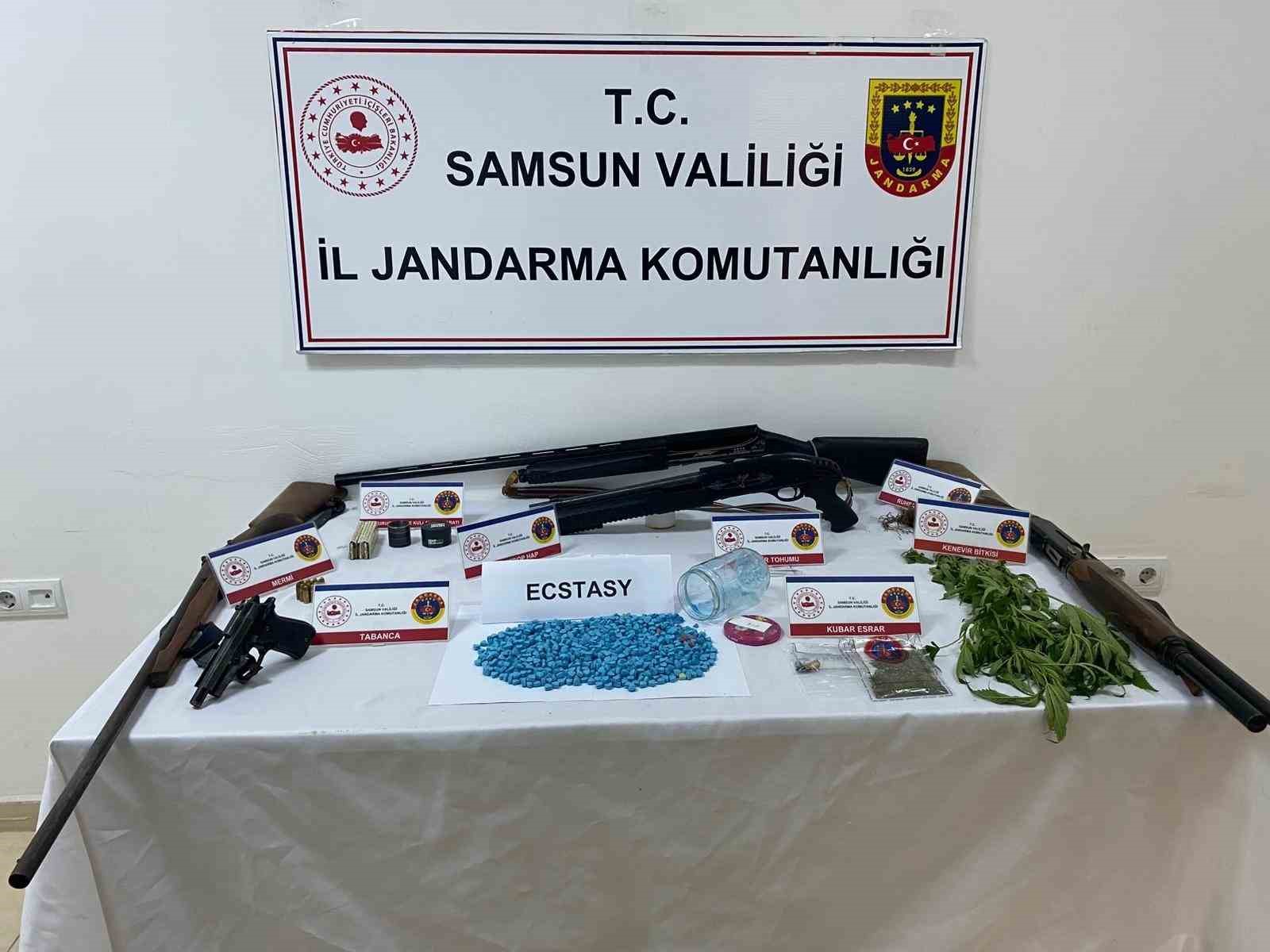 Samsun’da uyuşturucu operasyonu: 2 gözaltı