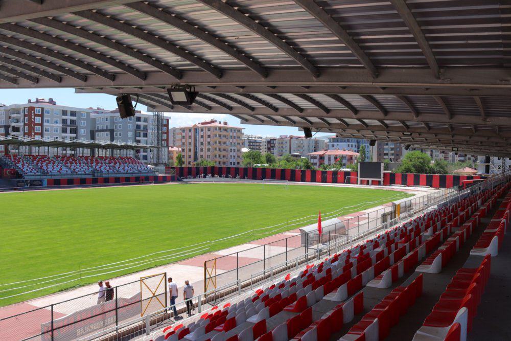 Van Atatürk Stadyumu 1. Lig’e Hazırlanıyor: VAR Sistemi Kurulumunda Sona Gelindi