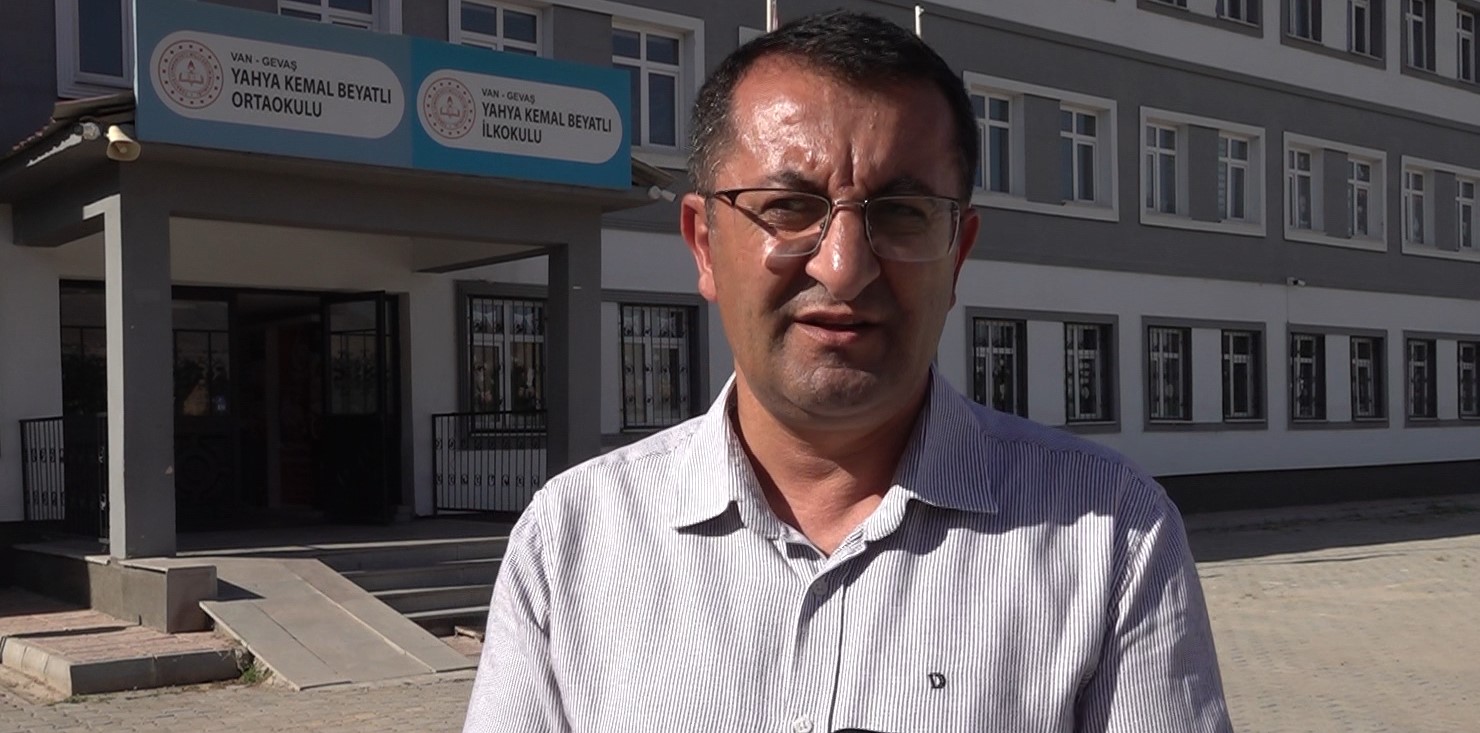 Van Gevaş’ta okullar eğitim öğretime hazırlanıyor