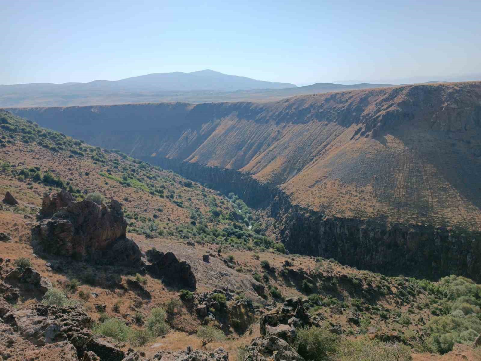 Van’daki Doğa Harikası Fotoğraflarla Hayran Bıraktı