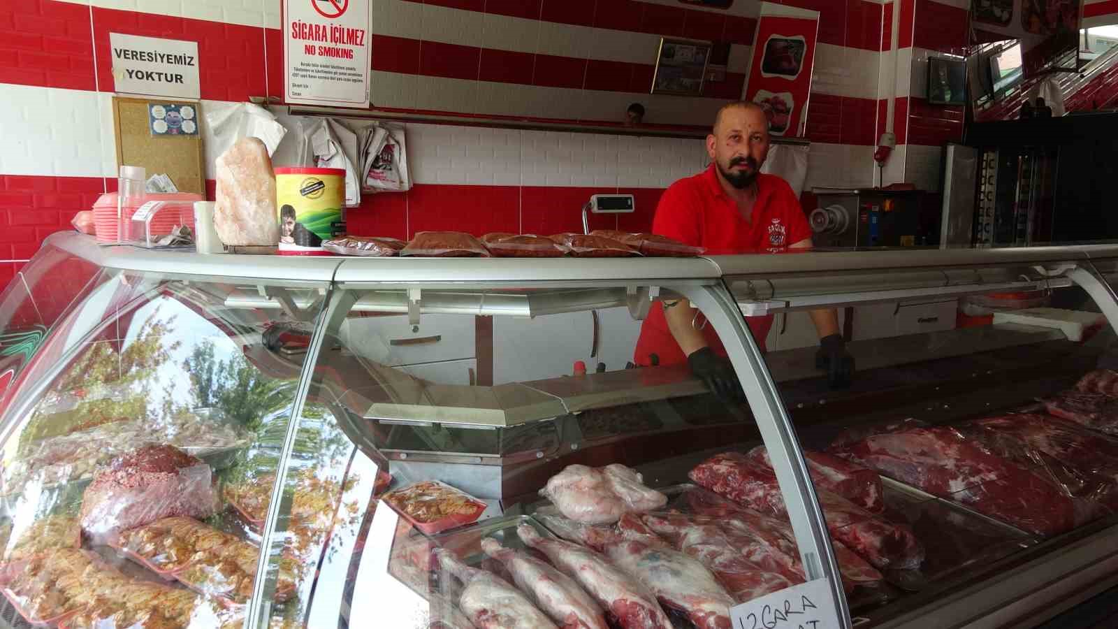 Van’da Yaşanan Elektrik Kesintileri Esnafı Zora Soktu